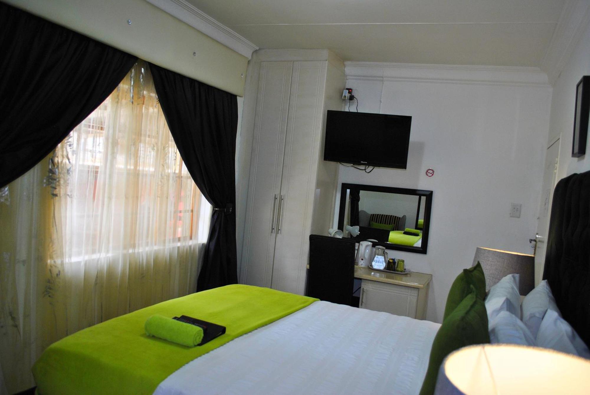 Lapologa Bed & Breakfast Tzaneen Exteriör bild