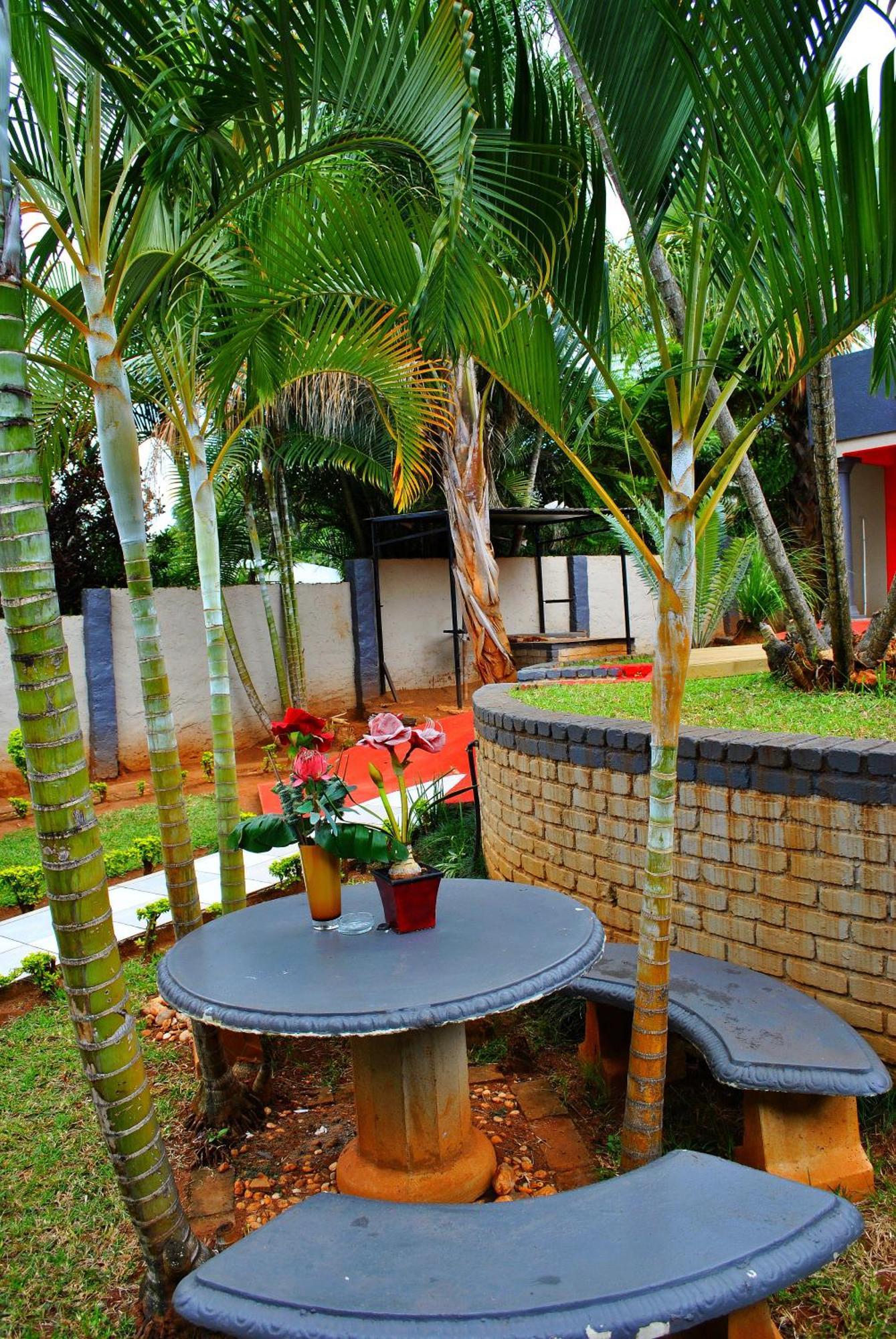 Lapologa Bed & Breakfast Tzaneen Exteriör bild