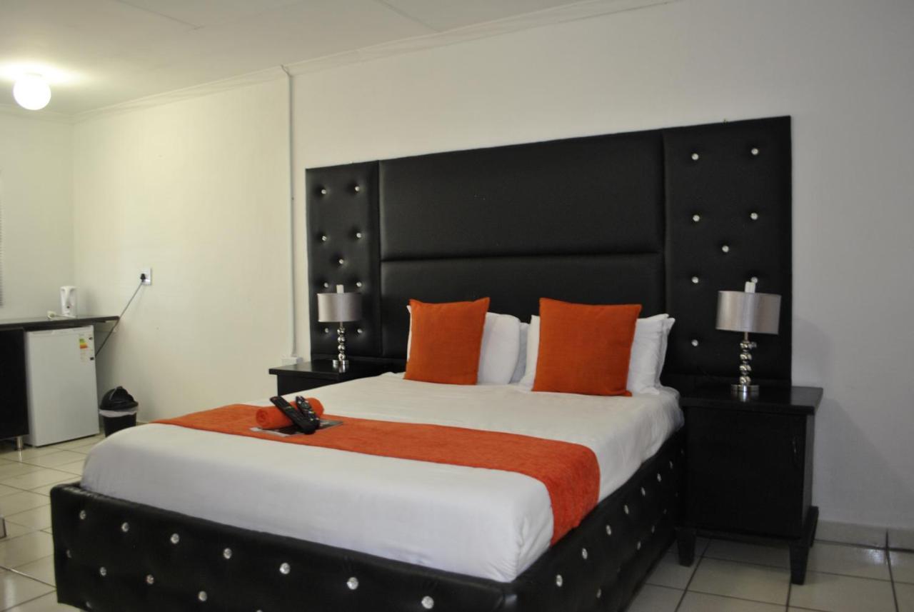Lapologa Bed & Breakfast Tzaneen Exteriör bild